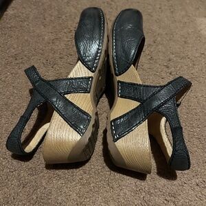 Dansko Mary Jane open rounded heel size 9